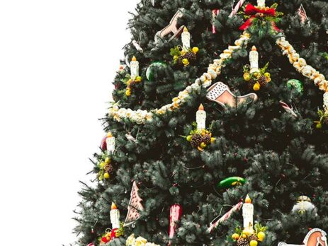 Cómo montar y decorar un árbol de Navidad
